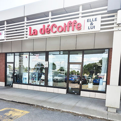 LA DÉCOIFFE